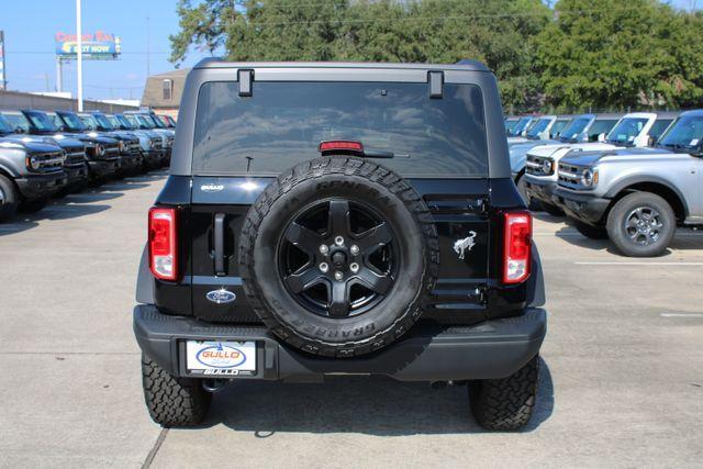 new 2024 Ford Bronco car, priced at $43,689