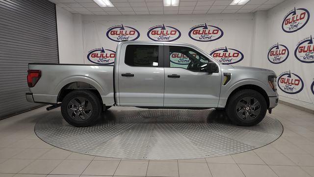 new 2025 Ford F-150 car, priced at $40,003