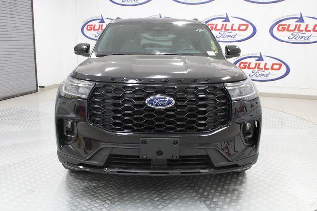 new 2025 Ford Explorer car, priced at $45,354