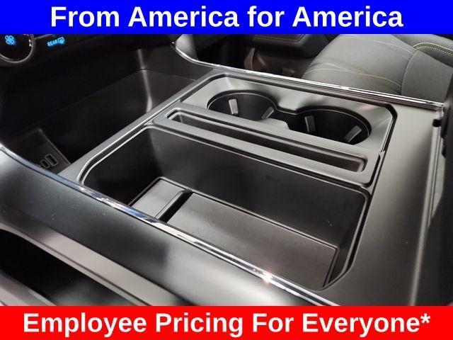 new 2025 Ford F-150 car, priced at $39,820