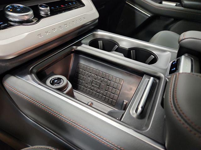 new 2025 Ford Expedition Max car, priced at $71,555