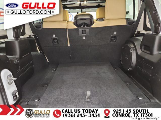 used 2019 Jeep Wrangler Unlimited car, priced at $27,275
