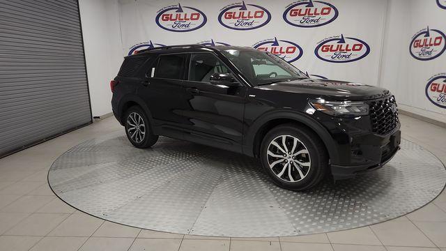 new 2025 Ford Explorer car, priced at $40,544