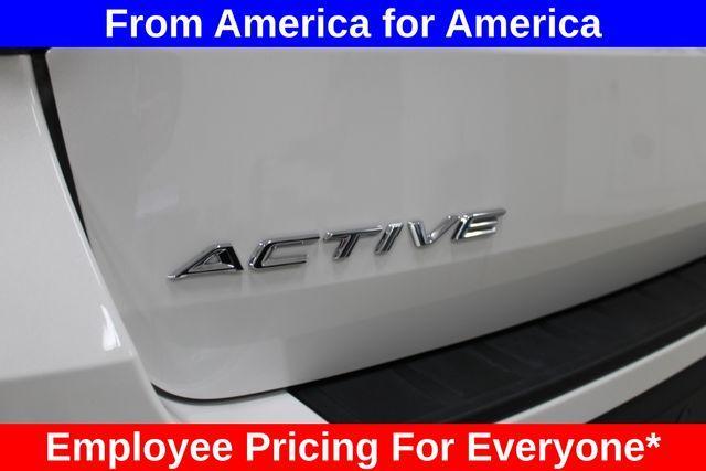 new 2025 Ford Explorer car, priced at $40,283