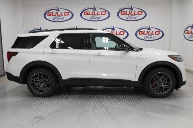 new 2025 Ford Explorer car, priced at $46,102