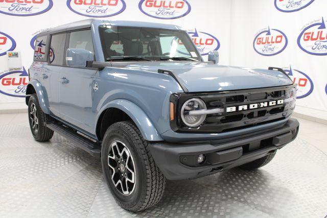 new 2024 Ford Bronco car, priced at $50,121