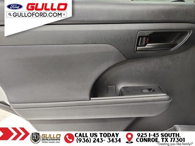 used 2024 Toyota Highlander car, priced at $30,487