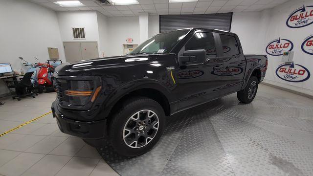 new 2025 Ford F-150 car, priced at $44,778