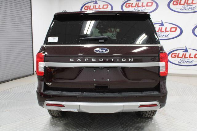 new 2024 Ford Expedition car, priced at $54,402