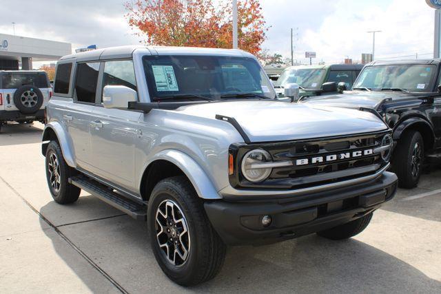 new 2024 Ford Bronco car, priced at $49,225