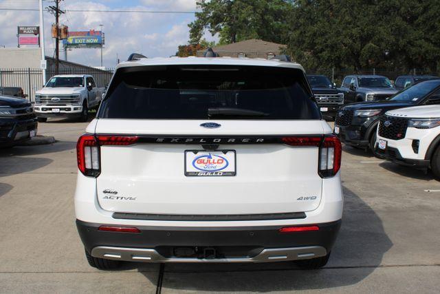 new 2025 Ford Explorer car, priced at $42,600