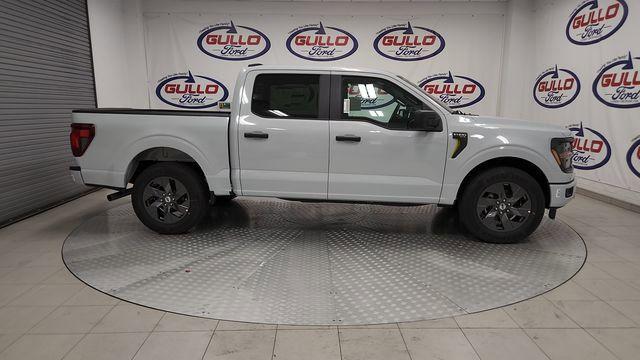 new 2025 Ford F-150 car, priced at $40,629