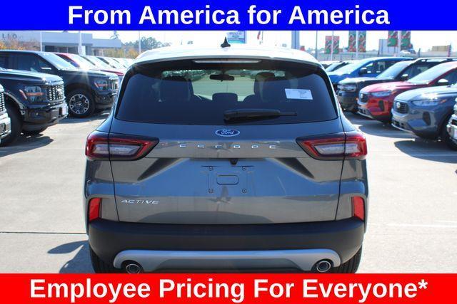new 2025 Ford Escape car, priced at $27,443
