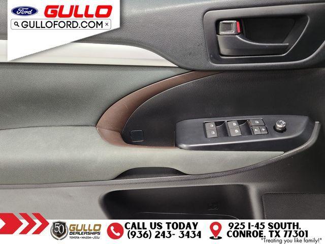 used 2019 Toyota Highlander car, priced at $23,777