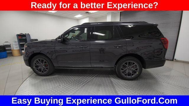 new 2025 Ford Expedition car, priced at $78,615