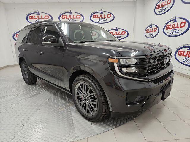 new 2025 Ford Expedition car, priced at $83,615