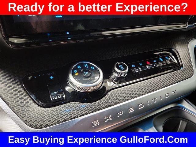new 2025 Ford Expedition car, priced at $78,615