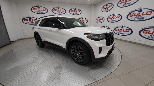 new 2025 Ford Explorer car, priced at $54,224