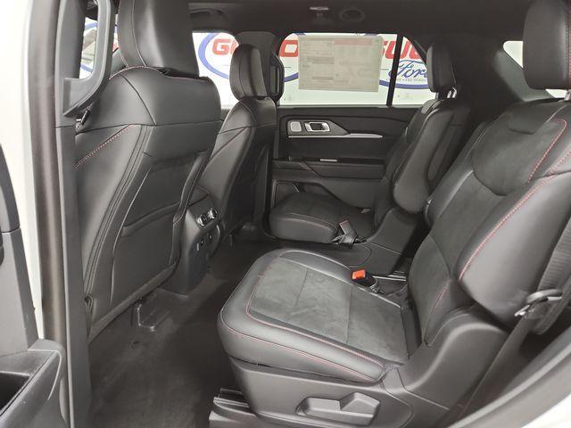 new 2025 Ford Explorer car, priced at $54,224