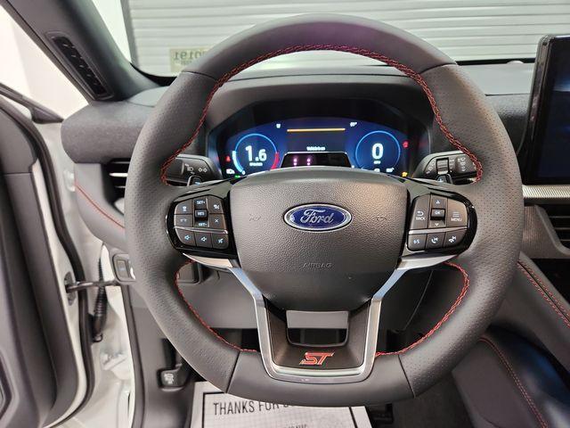 new 2025 Ford Explorer car, priced at $54,224