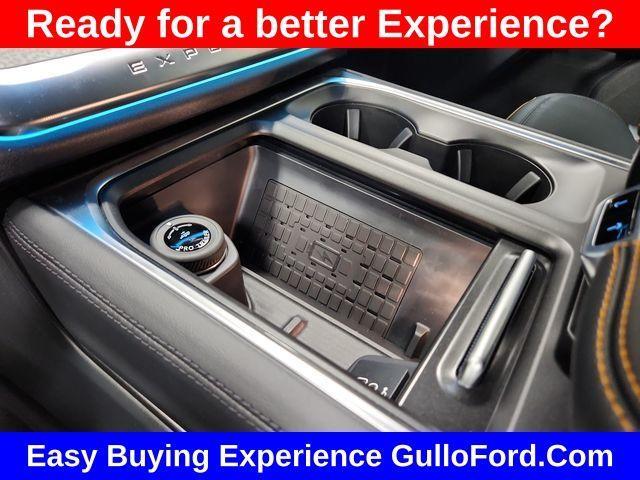 new 2025 Ford Expedition car, priced at $83,670