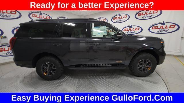 new 2025 Ford Expedition car, priced at $83,670