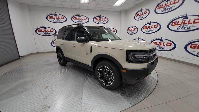 new 2025 Ford Bronco Sport car, priced at $32,811