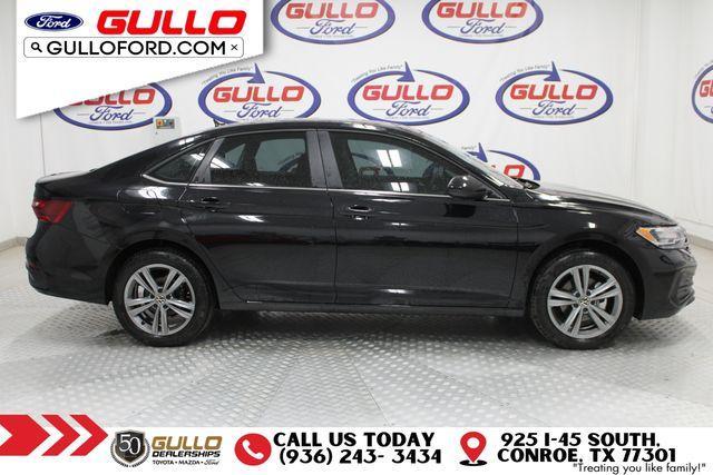 used 2023 Volkswagen Jetta car, priced at $20,995