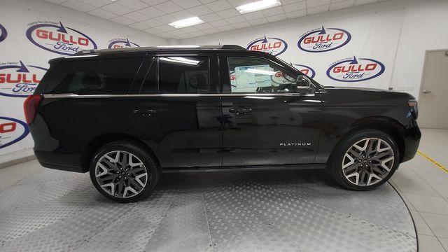 new 2025 Ford Expedition car, priced at $87,295