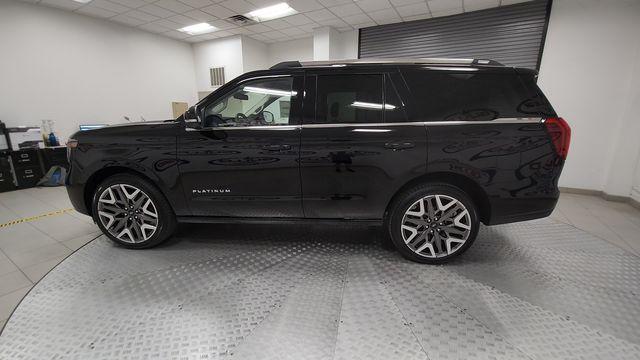 new 2025 Ford Expedition car, priced at $87,295