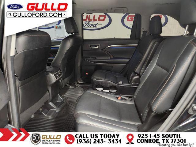 used 2016 Toyota Highlander car, priced at $18,230