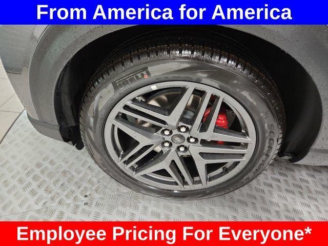 new 2025 Ford Explorer car, priced at $53,744