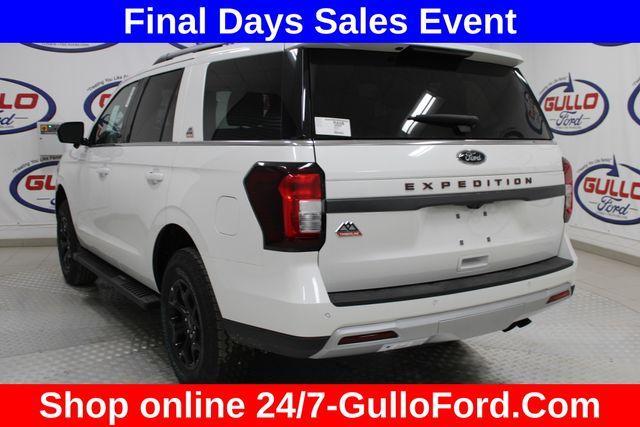 new 2024 Ford Expedition car, priced at $79,010