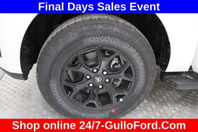 new 2024 Ford Expedition car, priced at $79,010