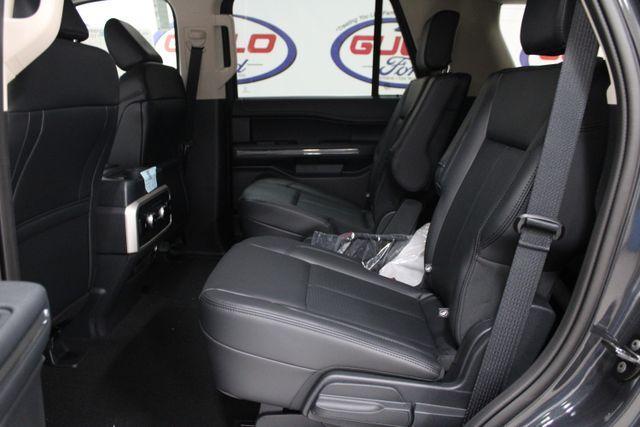 new 2024 Ford Expedition car, priced at $53,087