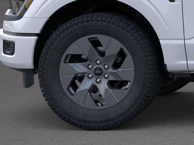 new 2025 Ford F-150 car, priced at $42,316