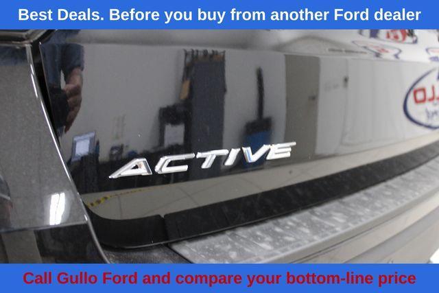 new 2025 Ford Explorer car, priced at $40,800