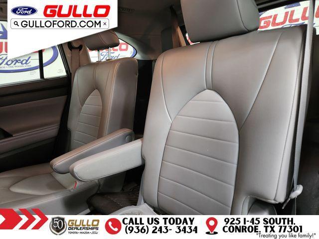 used 2022 Toyota Highlander car, priced at $38,991