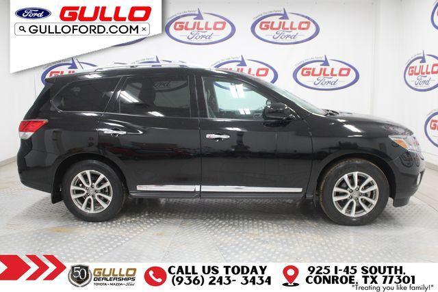 used 2014 Nissan Pathfinder car, priced at $13,895