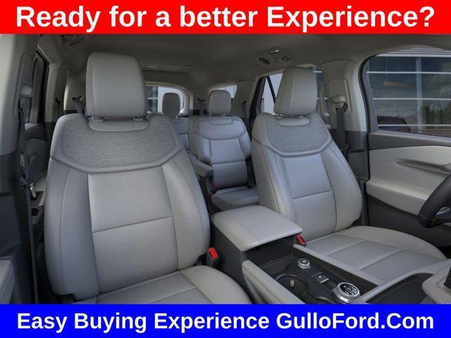 new 2025 Ford Explorer car, priced at $39,954