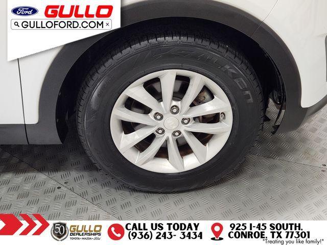 used 2016 Kia Sorento car, priced at $9,482