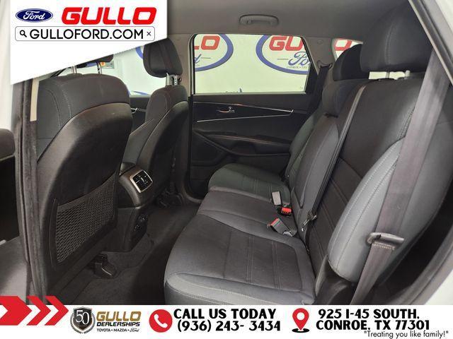 used 2016 Kia Sorento car, priced at $9,482