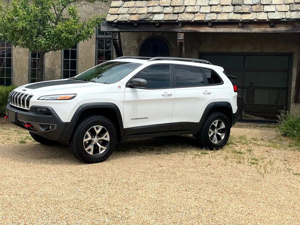 used 2018 Jeep Cherokee car, priced at $20,959