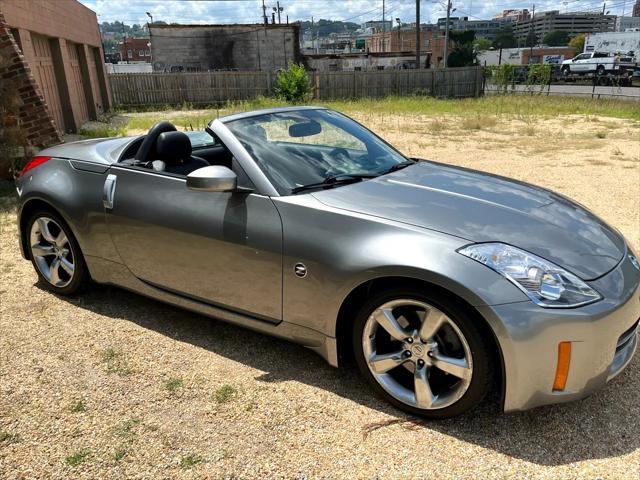 used 2006 Nissan 350Z car, priced at $10,959