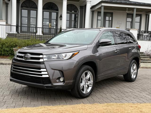 used 2018 Toyota Highlander car, priced at $22,959