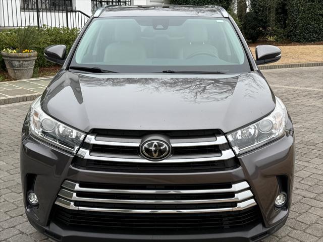 used 2018 Toyota Highlander car, priced at $22,959