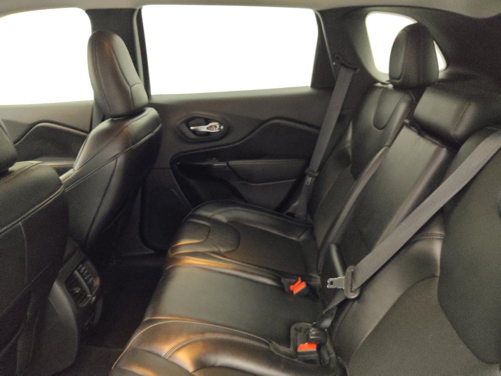 used 2020 Jeep Cherokee car, priced at $17,895