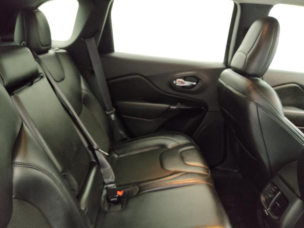 used 2020 Jeep Cherokee car, priced at $17,895