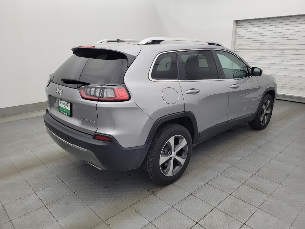 used 2019 Jeep Cherokee car, priced at $19,395