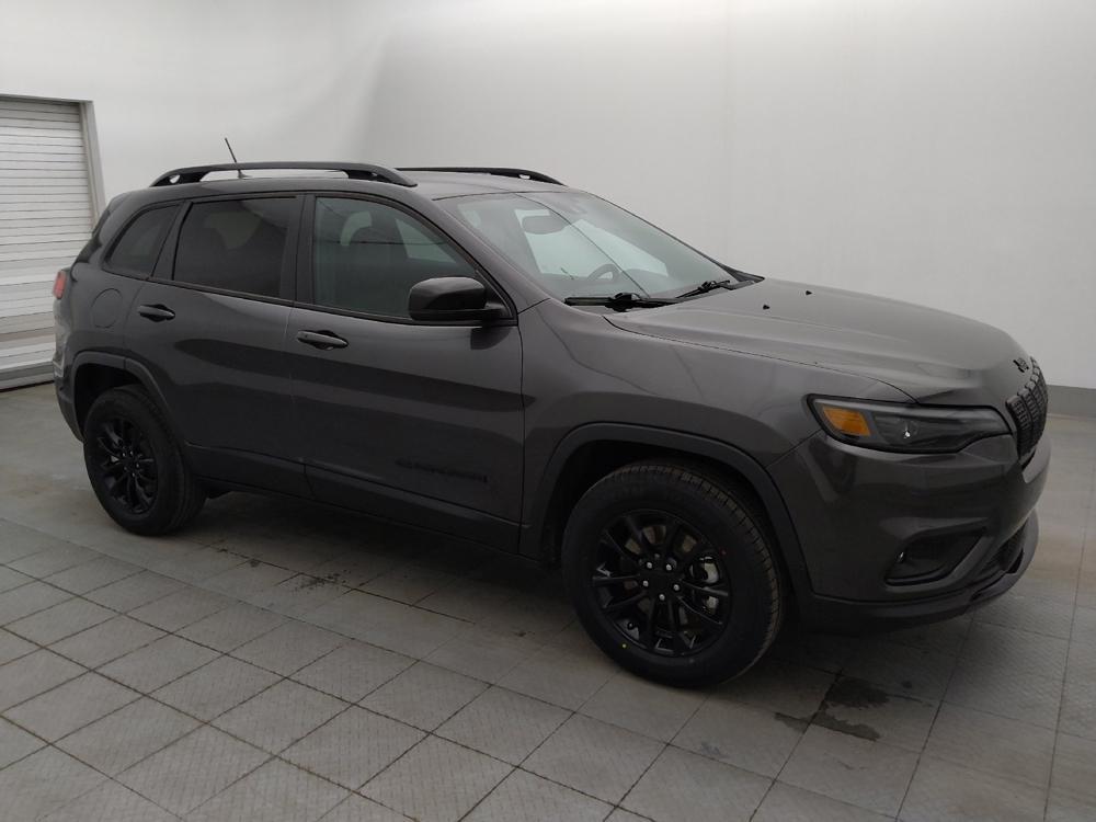 used 2023 Jeep Cherokee car, priced at $27,095